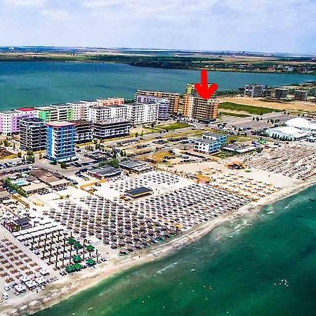 Summerland Happy Blue Apartments Mamaia Exterior photo